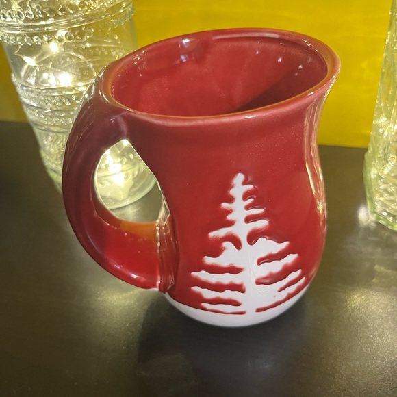 Cozy Red and White Evergreen Tree Design Mug - Picture 7 of 8